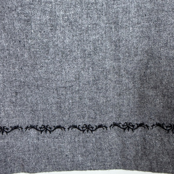 Old Navy Wool Blend Embroidered Knee Length Pencil Skirt Gray Size 4 Fall Winter - Picture 7 of 7